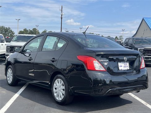 Used 2018 Nissan Versa S image 23