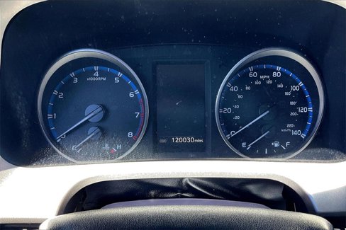 Used 2018 Toyota RAV4 XLE image 20