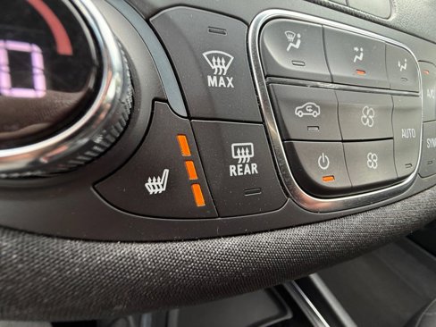 Used 2023 Chevrolet Malibu LT image 6