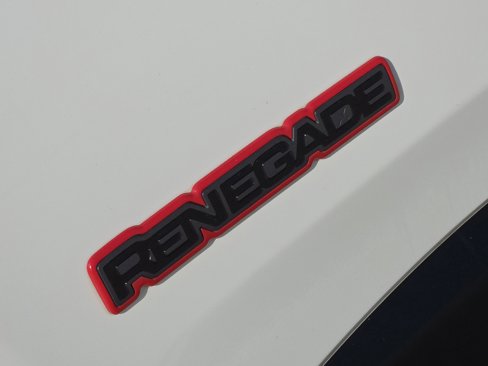 Used 2023 Jeep Renegade Trailhawk image 13