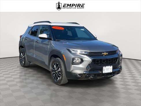 Used 2023 Chevrolet TrailBlazer ACTIV w/ Sun and Liftgate Package image 1
