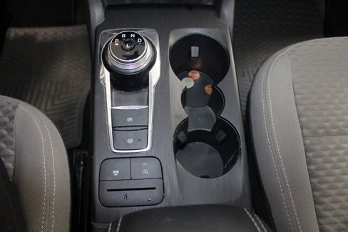 Used 2020 Ford Escape SE image 27