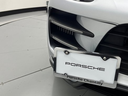 Used 2017 Porsche Macan Turbo image 55
