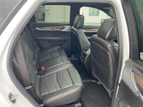 Used 2023 Cadillac XT5 Premium Luxury image 12