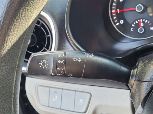 Used 2023 Kia Forte LXS w/ LXS Technology Package image 15