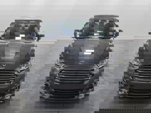 Used 2015 Ford Fusion SE image 3
