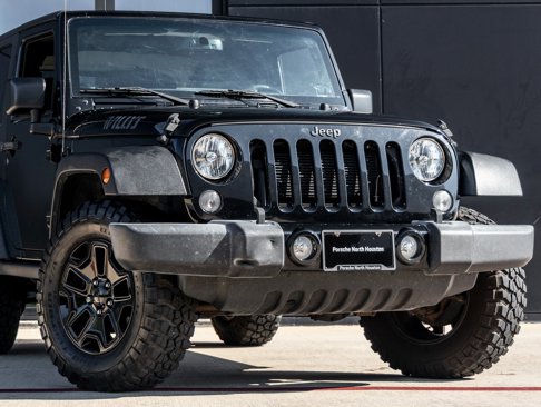 Used 2018 Jeep Wrangler Sport image 2