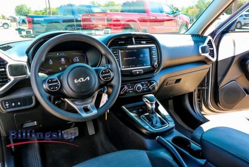 Used 2024 Kia Soul LX w/ Option Group 015 image 13