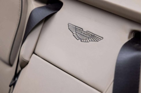 Used 2014 Aston Martin DB9 Volante image 31