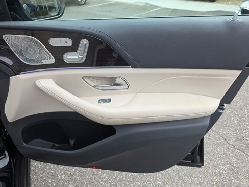 Certified 2020 Mercedes-Benz GLE 450 4MATIC image 11