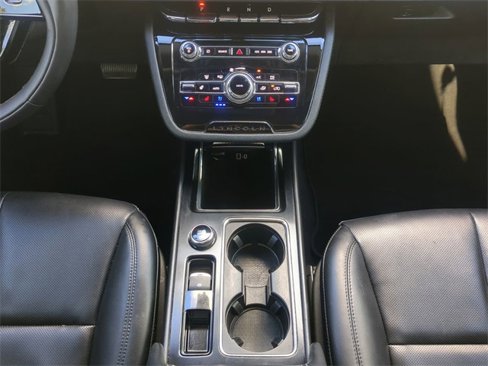 Used 2022 Lincoln Corsair FWD w/ Equipment Group 101A image 22