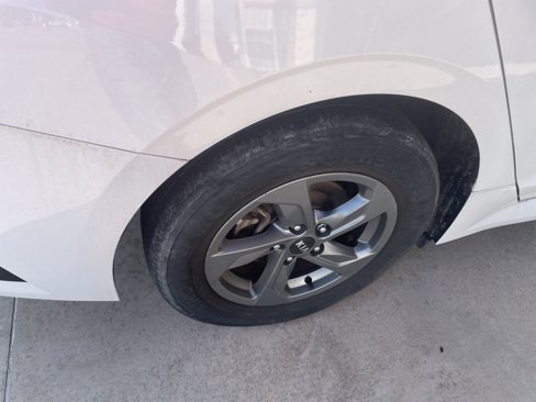 Used 2021 Kia K5 LXS image 17