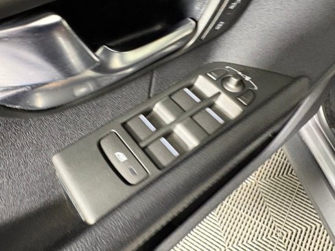 Used 2013 Land Rover Range Rover Evoque Pure Plus image 12