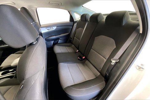 Used 2022 Kia Forte LXS image 27