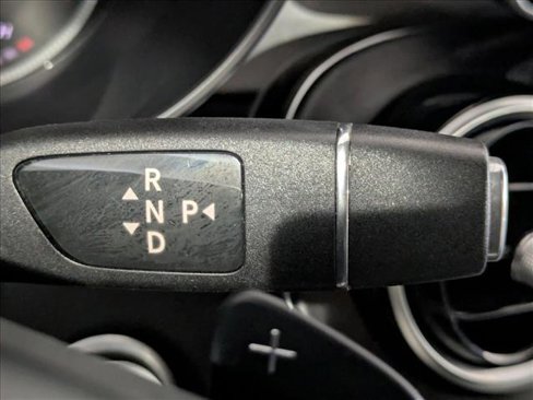 Used 2019 Mercedes-Benz GLC 300 4MATIC image 13