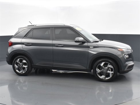Certified 2024 Hyundai Venue SEL image 2