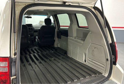 Used 2009 Dodge Grand Caravan w/ PWR Window Group image 18