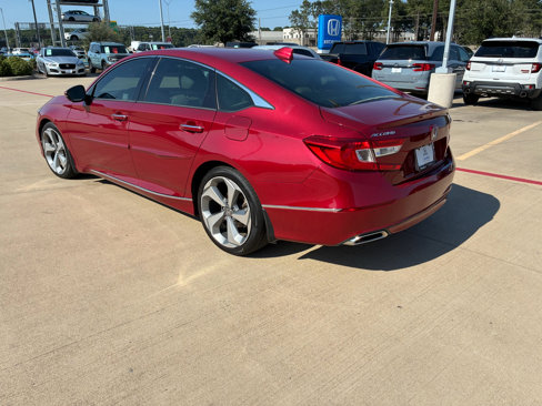 Certified 2018 Honda Accord Touring image 32