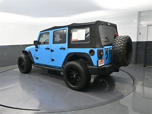 Used 2018 Jeep Wrangler Unlimited Sport w/ Connectivity Group image 5