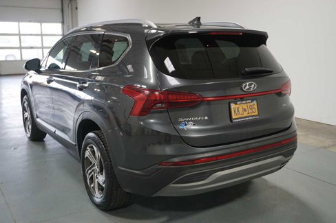 Used 2023 Hyundai Santa Fe SEL image 3