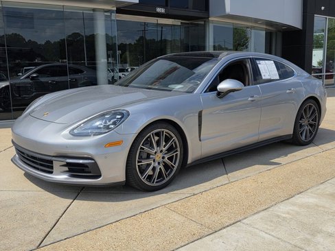 Used 2020 Porsche Panamera 4S image 1