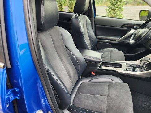 Used 2022 Mitsubishi Eclipse Cross SE image 13