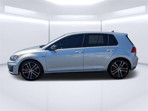Used 2017 Volkswagen GTI SE image 6