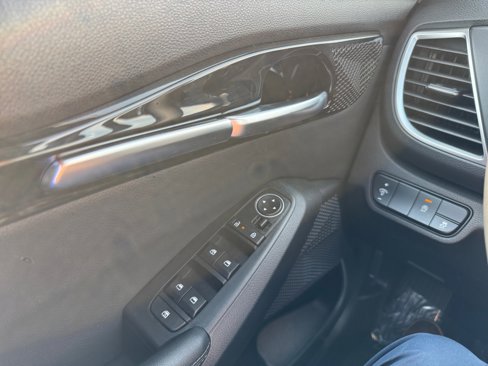 Used 2024 Kia Seltos EX image 36