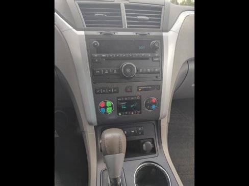 Used 2011 Chevrolet Traverse LT w/ Personal Connectivity Package image 12
