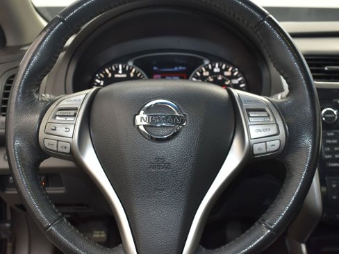 Used 2015 Nissan Altima 2.5 SV w/ Convenience Package image 29