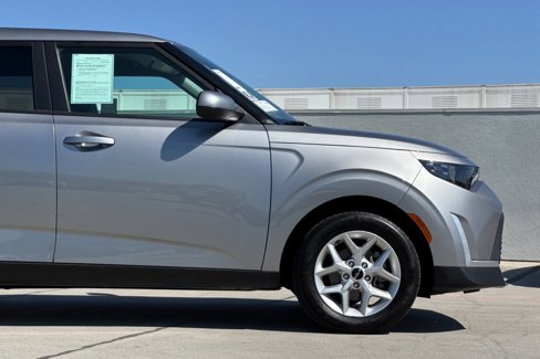 Used 2024 Kia Soul LX w/ Option Group 015 image 33
