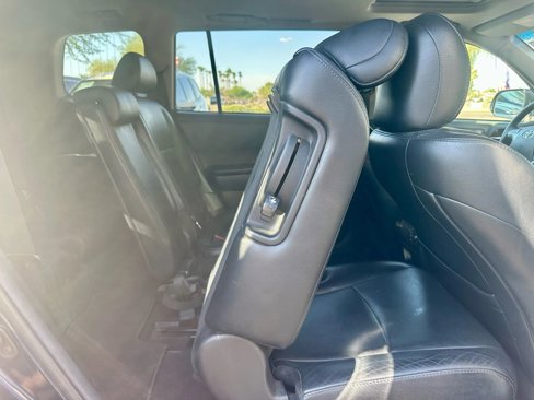 Used 2012 Toyota Highlander Limited image 20