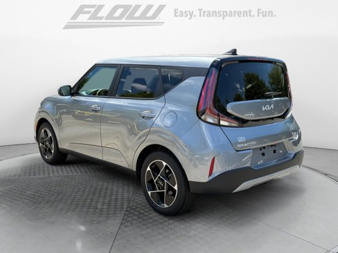 Used 2025 Kia Soul EX image 6