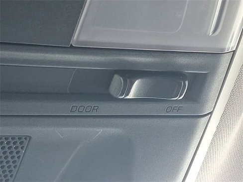 Used 2019 Subaru Crosstrek 2.0i image 23