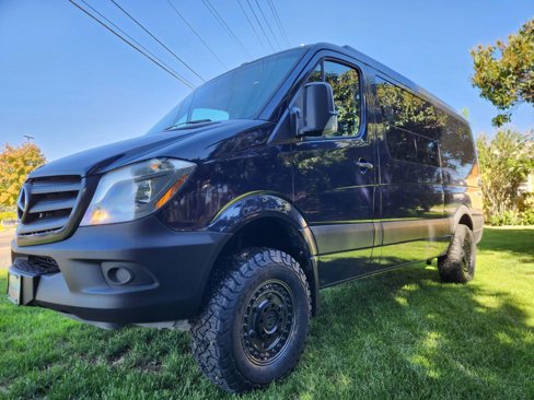 Used 2015 Mercedes-Benz Sprinter 2500 image 17