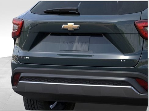 New 2025 Chevrolet Trax LT image 14