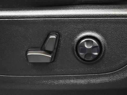 Used 2021 RAM 1500 Big Horn image 9