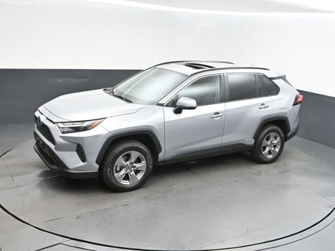 Used 2023 Toyota RAV4 XLE image 31