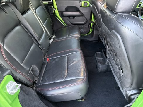 Used 2019 Jeep Wrangler Unlimited Rubicon image 16