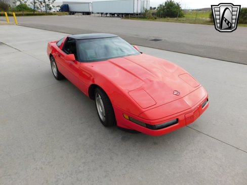 Used 1995 Chevrolet Corvette Coupe image 24