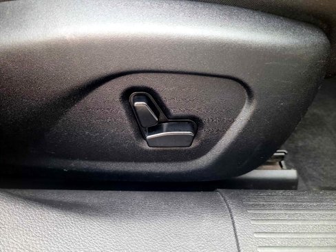 Used 2016 Chrysler 200 C w/ Sun & Sound Group image 34