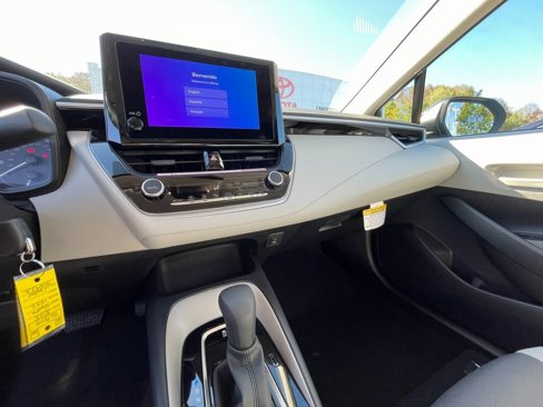 New 2025 Toyota Corolla LE image 10