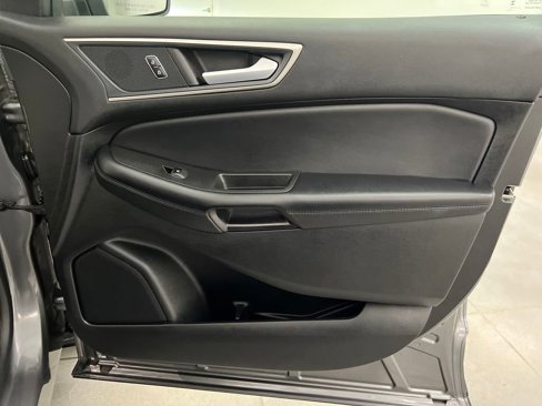 Used 2024 Ford Edge SEL image 25