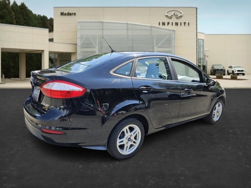 Used 2019 Ford Fiesta SE image 4