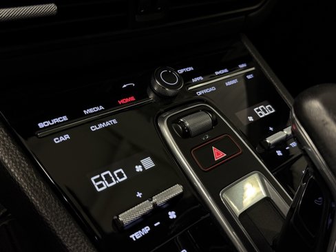 Certified 2022 Porsche Cayenne Coupe image 20