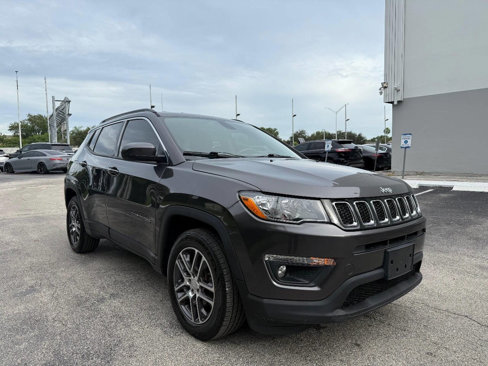 Used 2018 Jeep Compass Latitude w/ Popular Equipment Group image 2
