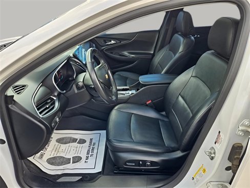 Used 2018 Chevrolet Malibu Premier image 11