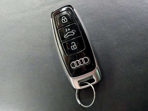 Used 2019 Audi e-tron Prestige w/ Prestige Package image 42
