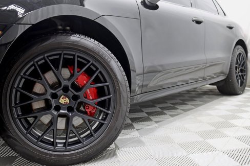 Used 2017 Porsche Macan GTS image 4