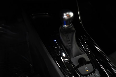 Used 2021 Toyota C-HR Limited image 21
